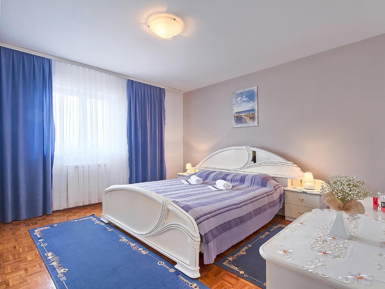 Apartment Noa Pula Luaran gambar