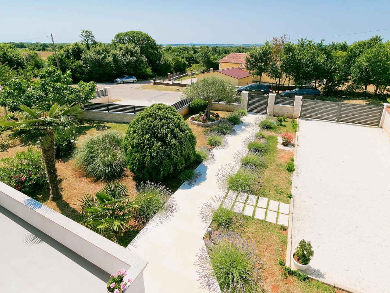 Apartment Noa Pula Luaran gambar