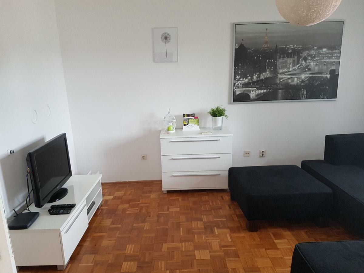 Apartment Noa Pula Luaran gambar